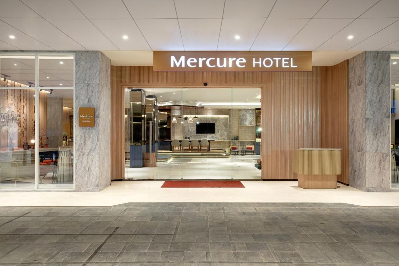 Mercure Samarinda Hotel Exterior foto