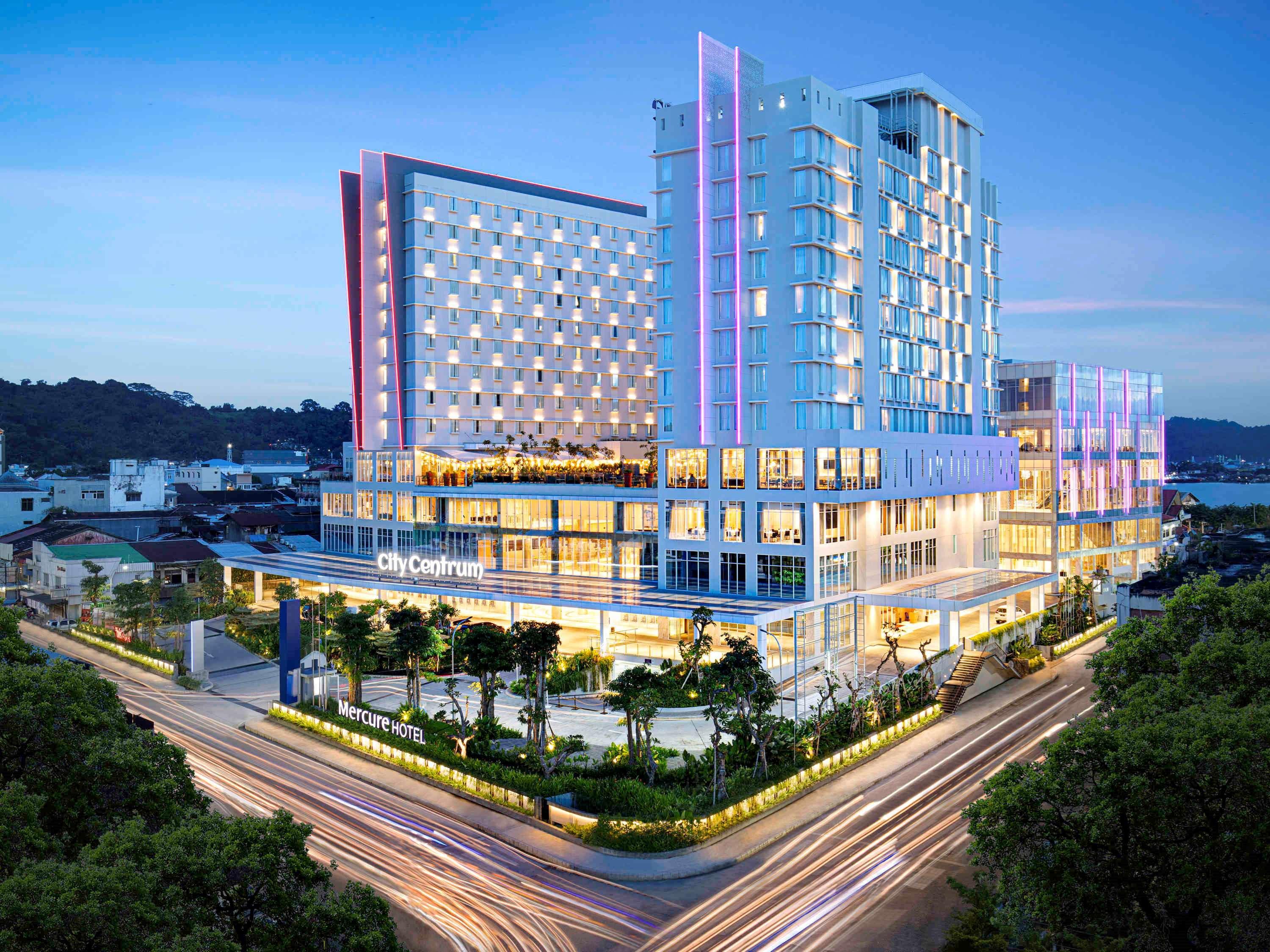 Mercure Samarinda Hotel Exterior foto