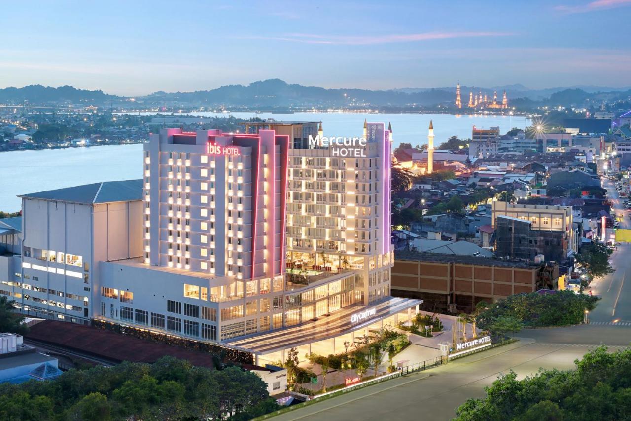 Mercure Samarinda Hotel Exterior foto